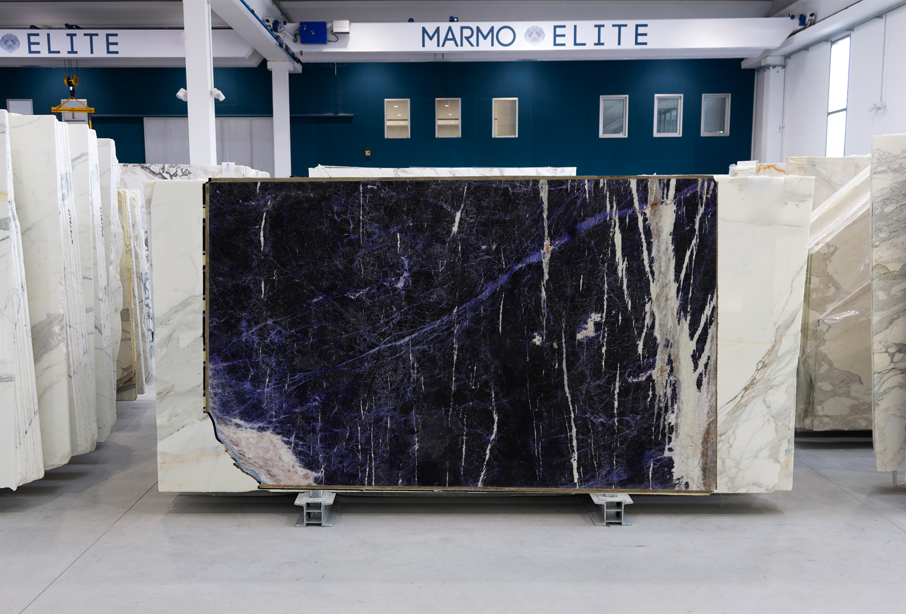 SODALITE BLUE SUPER PREMIUM