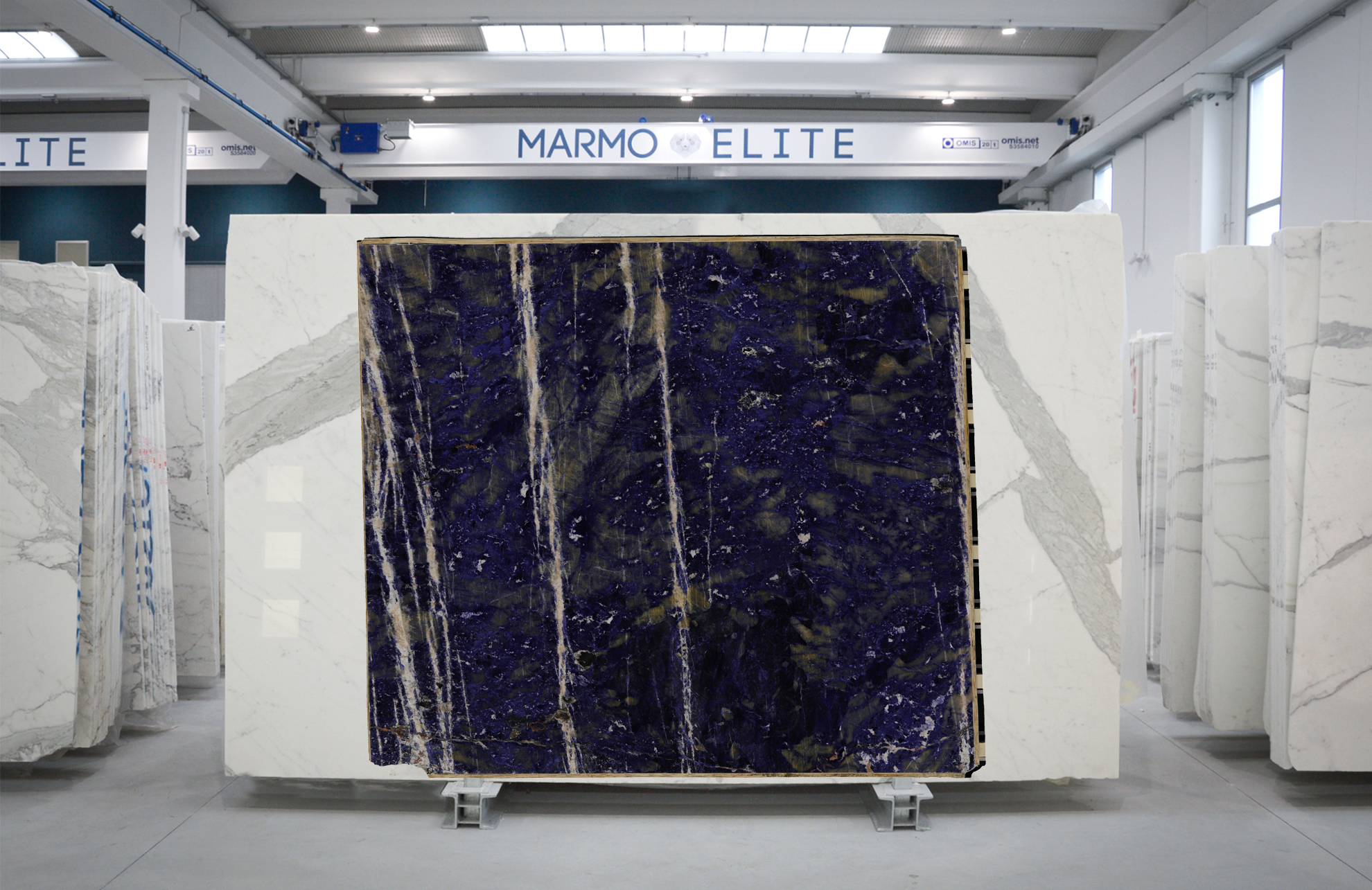 SODALITE BLUE ESSENTIAL