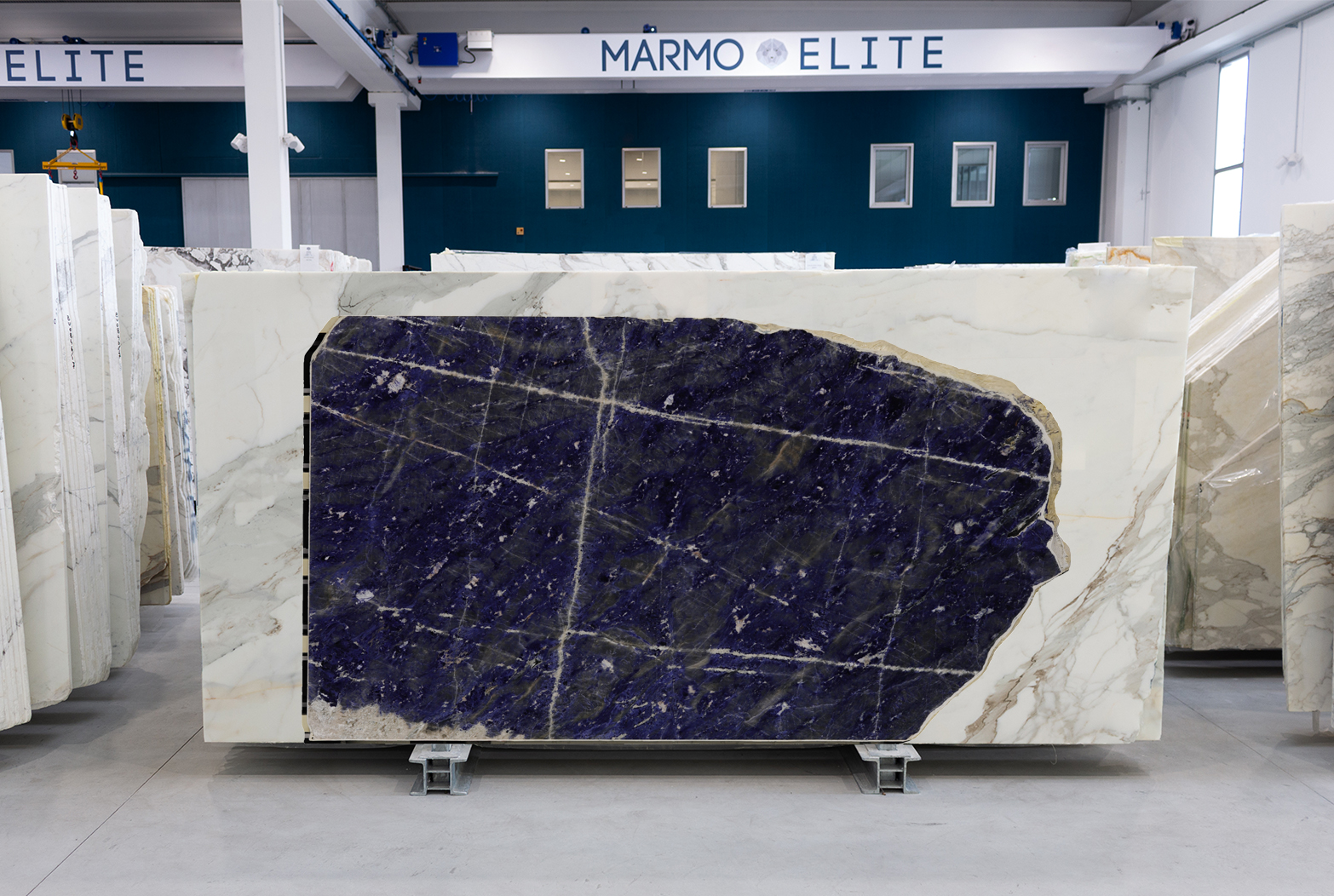 SODALITE BLUE EXTRA