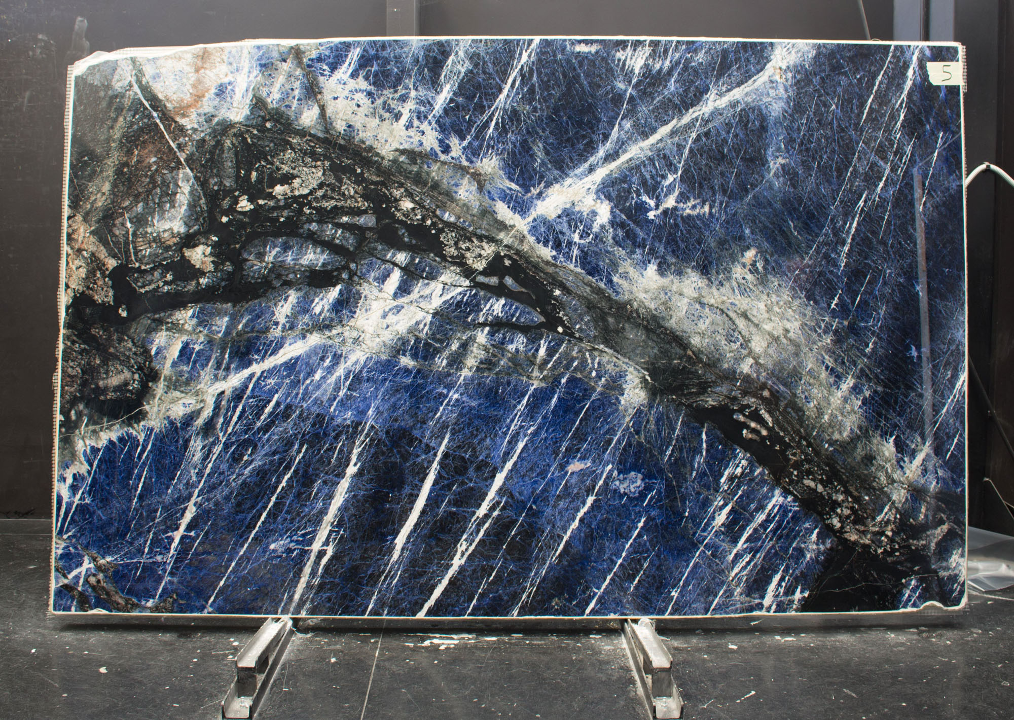 SODALITE BLUE SUPER PREMIUM