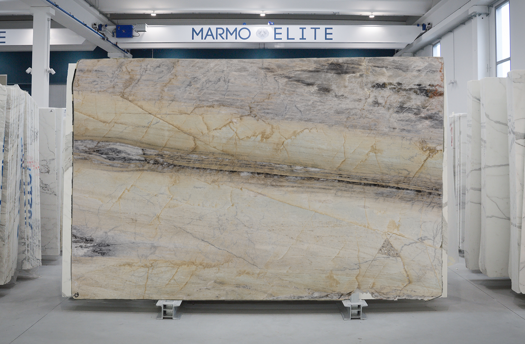 QUARTZITE EXOTIC