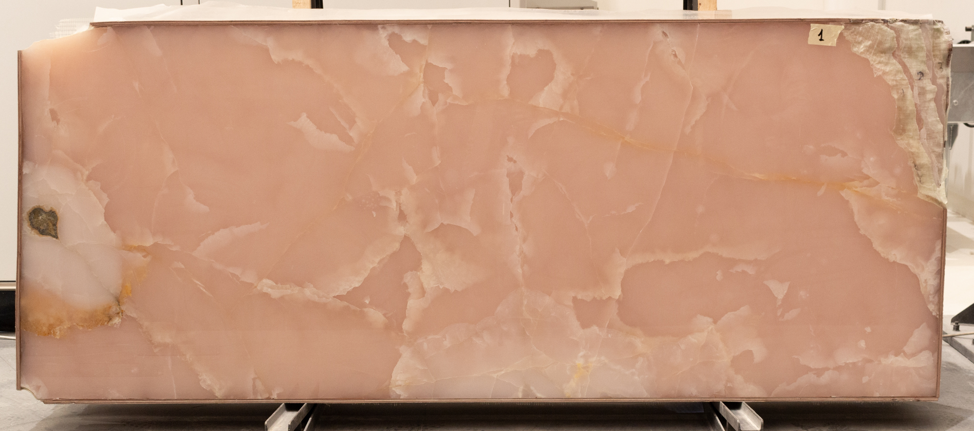 PINK ONYX