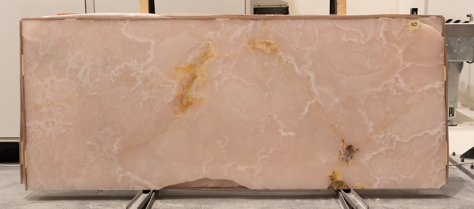 PINK ONYX