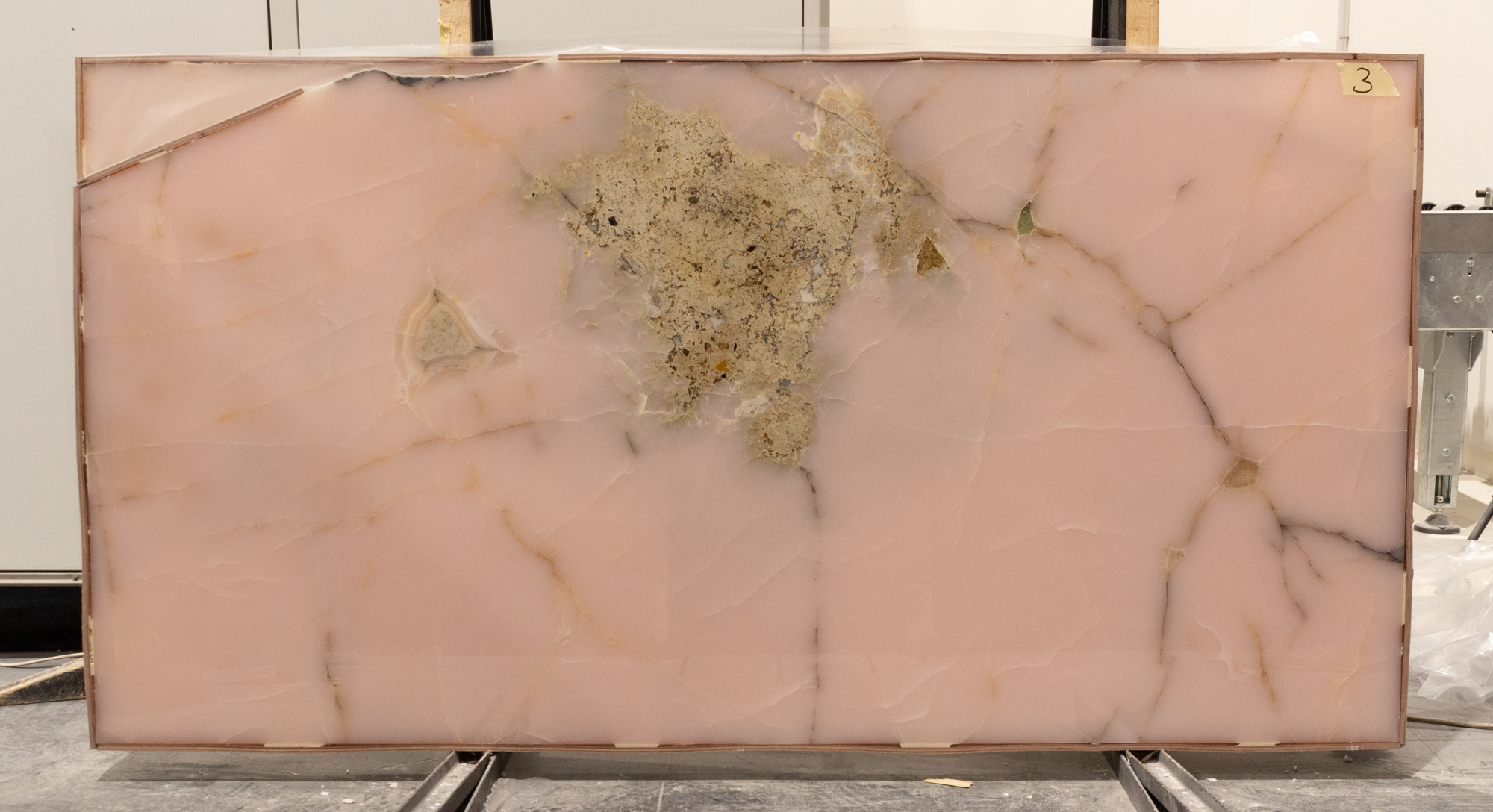 PINK ONYX