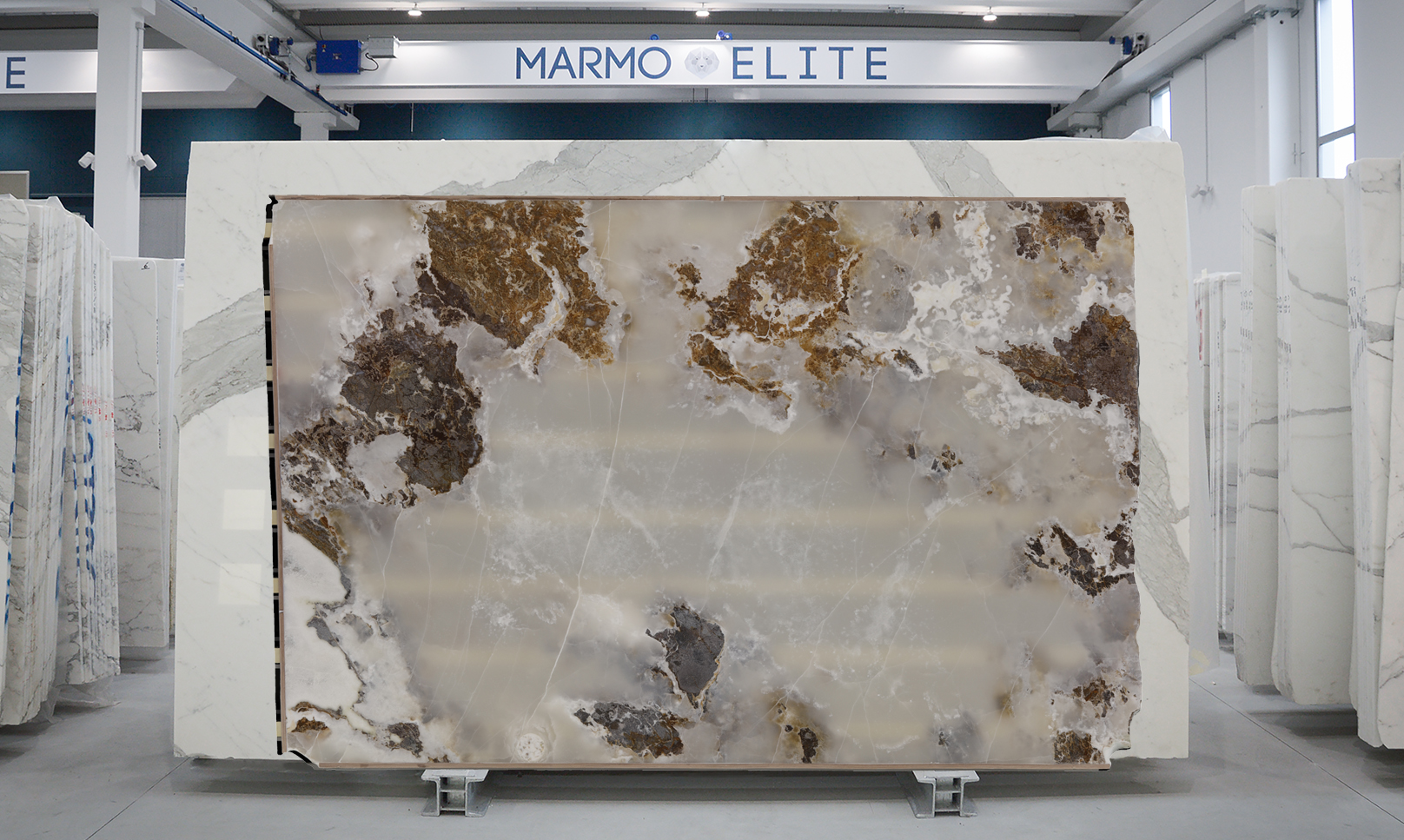 WHITE ONYX