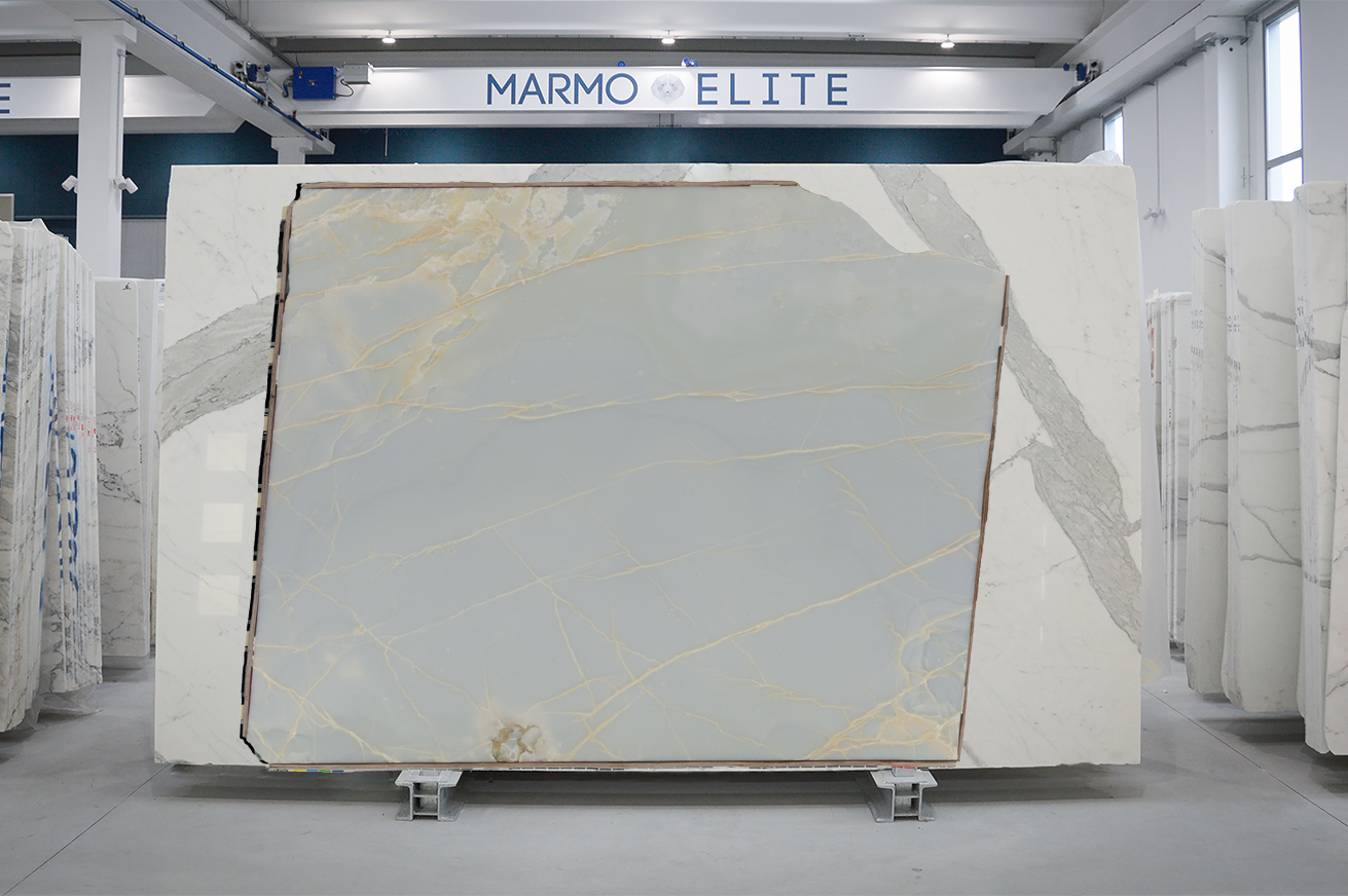 WHITE ONYX