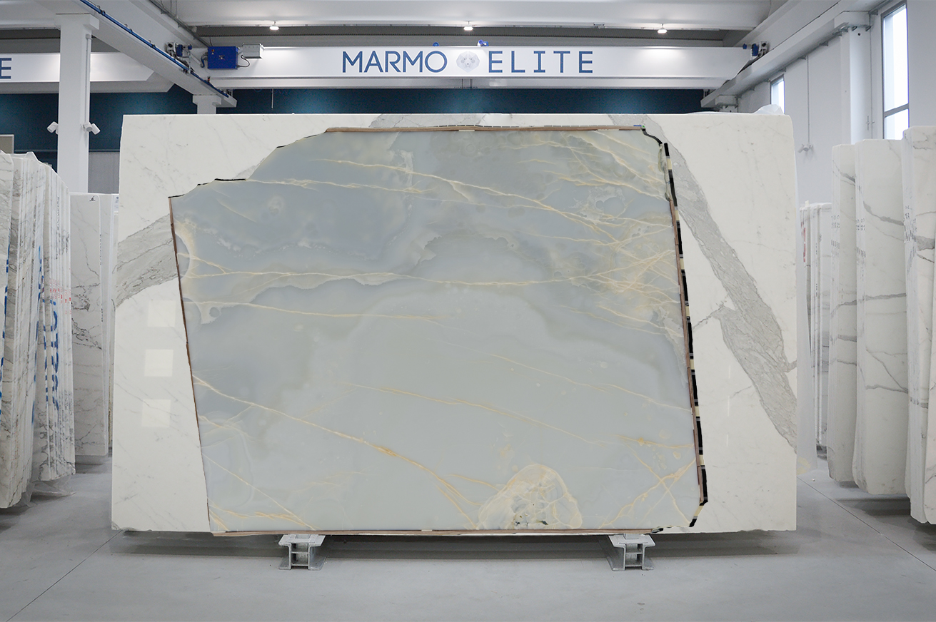 WHITE ONYX