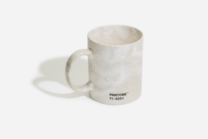 Tazza in marmo tinta cloud dancer